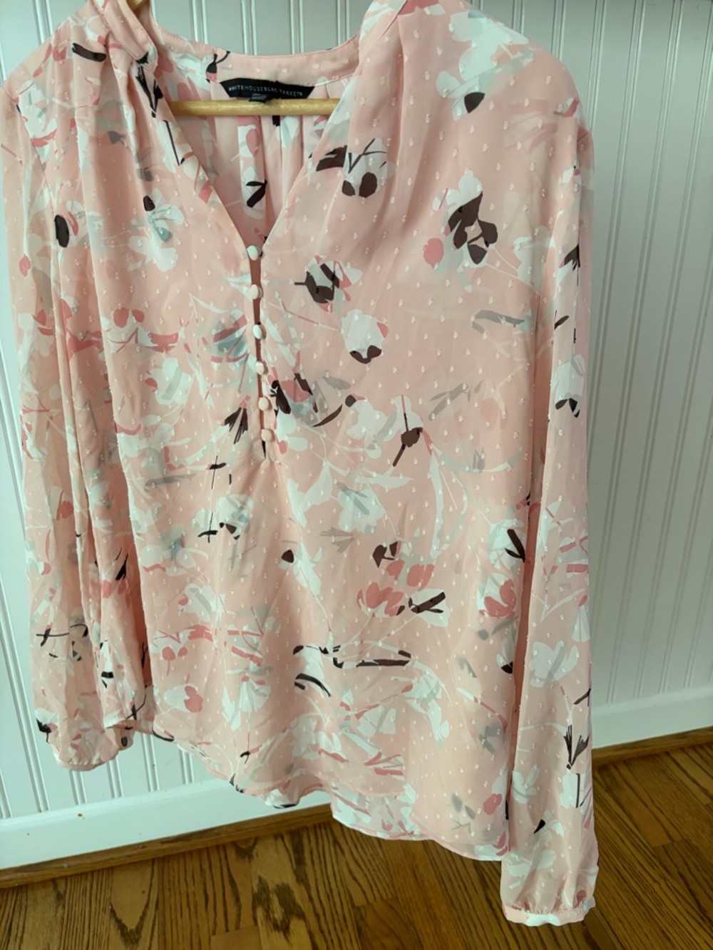 White House Black Market Light Pink Floral Button-Front Blouse